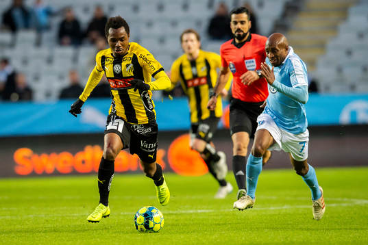 Häckens Nasiru Mohammed och Malmö FFs Fouad Bachirou