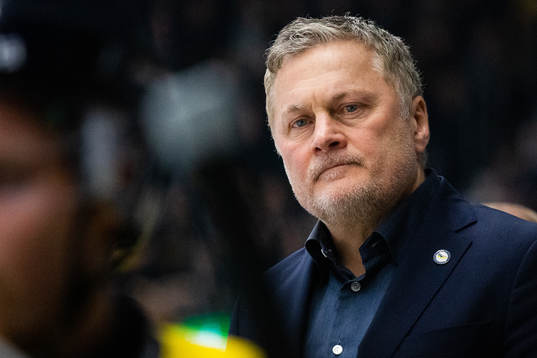 s tränare Stephan Lundh deppar