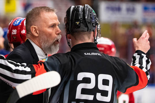 Moras tränare Mats Lusth