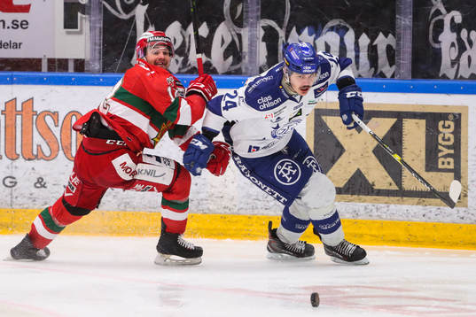 Moras Kevin Gagné och Leksands Thomas Valkvæ Olsen