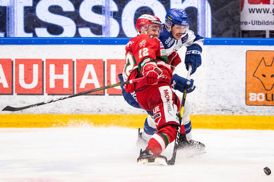Moras Kevin Gagné och Leksands Thomas Valkvæ Olsen