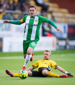 Hammarbys Jeppe Andersen och Elfsborgs Simon Strand