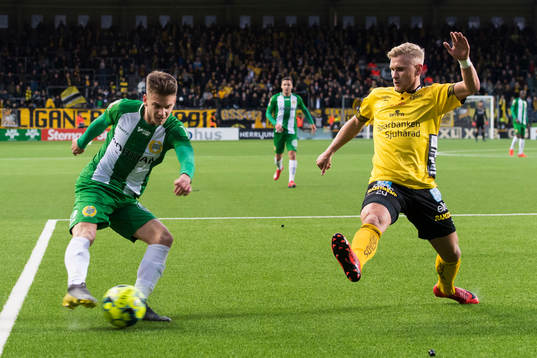 Hammarbys Alexander Kacaniklic och Elfsborgs Simon Strand