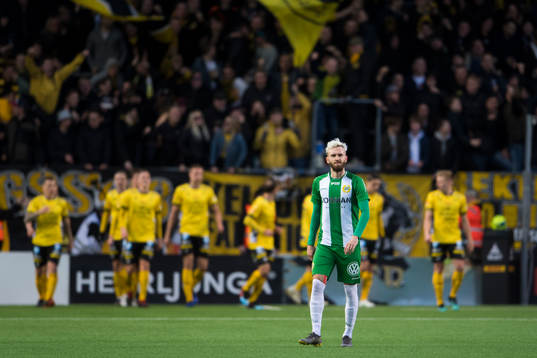 Hammarbys Simon Sandberg deppar