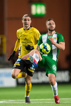 Elfsborgs Pawel Cibicki och Hammarbys Mats Solheim