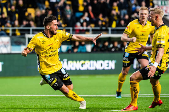 Elfsborgs Frederik Holst jublar