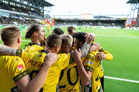 Elfsborgs spelare jublar