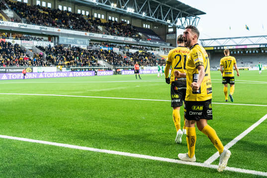 Elfsborgs Frederik Holst jublar