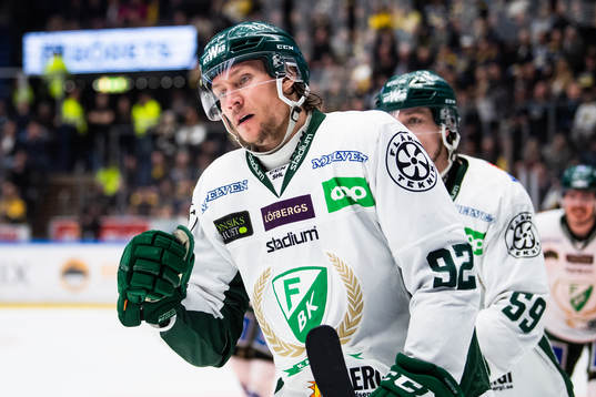 Färjestads Jesper Olofsson jublar