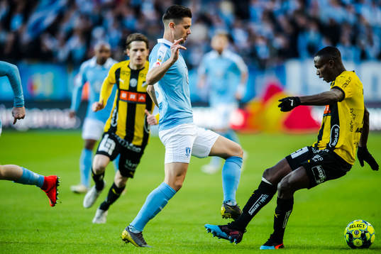 Malmö FFs Marcus Antonsson och Häckens Elohor Ekpolo