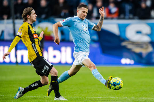 Häckens Erik Friberg och Malmö FFs Arnór Traustason
