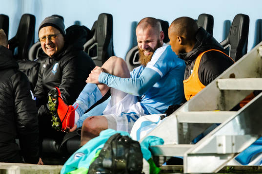 Malmö FFs Jo Inge Berget har ont på bänken