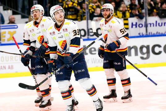 Djurgårdens Linus Hultström jublar