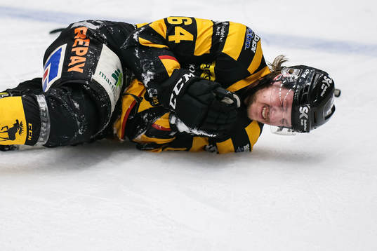 Skellefteås Jonathan Pudas har ont