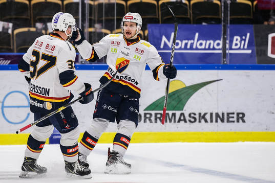 Djurgårdens Jesper Pettersson och Sebastian Strandberg
