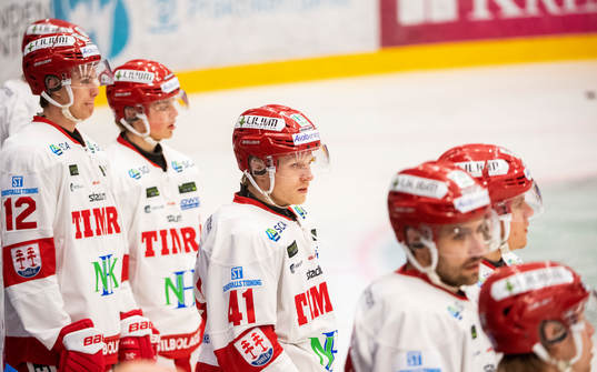 Timrås Alexander Falk och Christoffer Jansson värmer upp