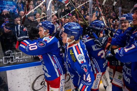 Oskarshamnspelarna jublar
