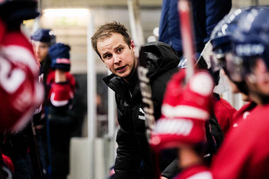Helsingborgs tränare Peter Hall