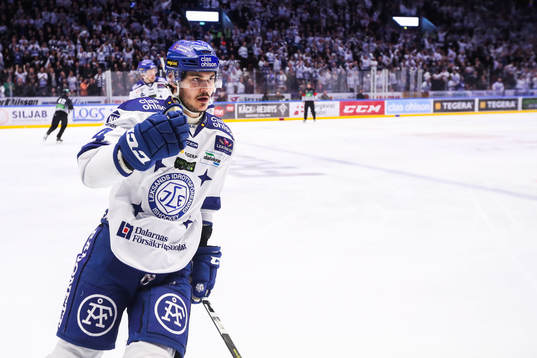 Leksands Thomas Valkvæ Olsen jublar