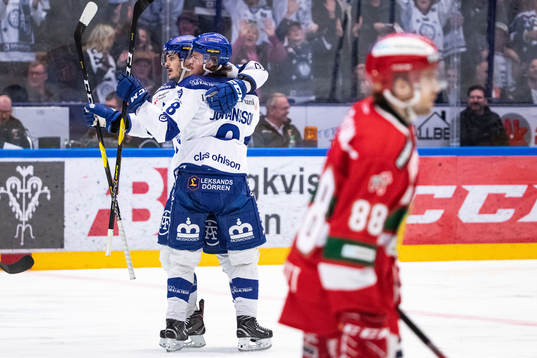 Leksands Thomas Valkvæ Olsen  jublar