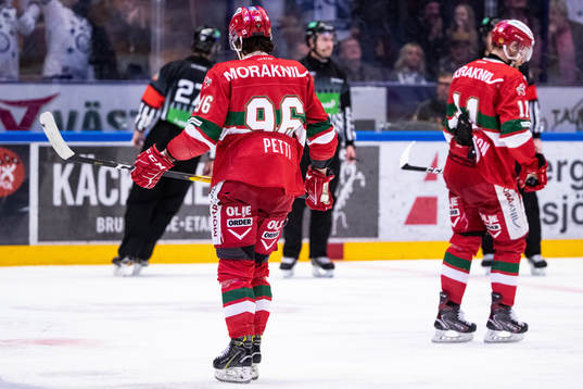 Moras Niki Petti deppar