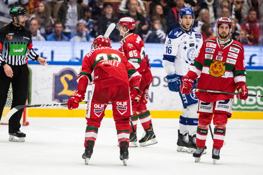 Moras Matt Bailey och Mathias Bromé deppar