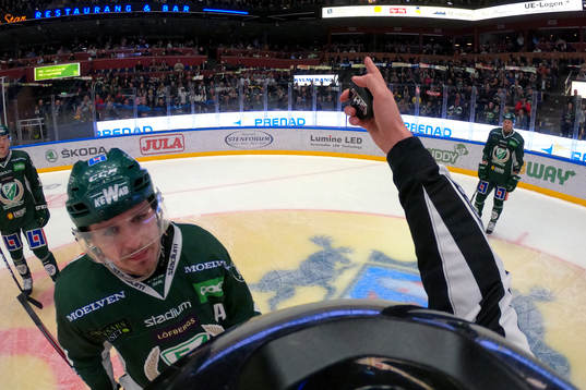 Färjestads Linus Johansson