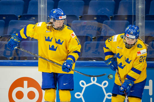 Sara Hjalmarsson #19, SWE, Lina Ljungblom #22, SWE