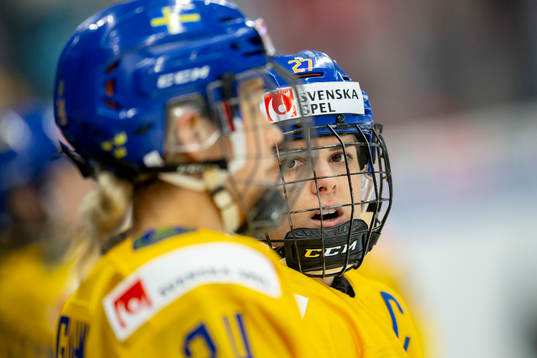 Erika Grahm #24, SWE, Emma Nordin #27, SWE