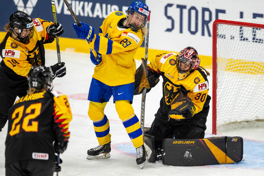 Olivia Carlsson, Jennifer Harss #30, GER