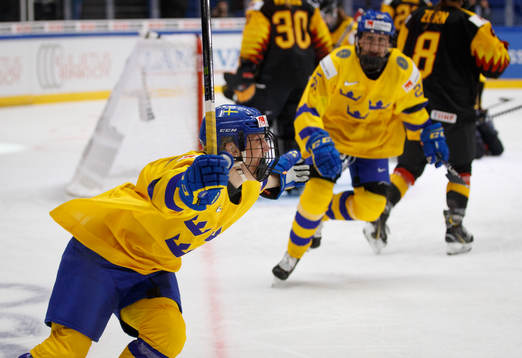 Sofia Engström #4, SWE celebrating 1st goal against Germany