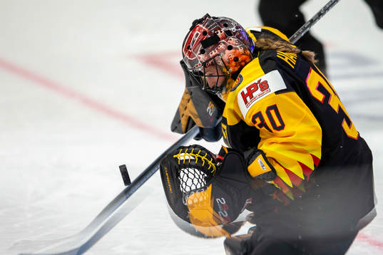 Jennifer Harss #30, GER