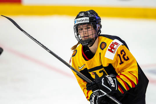 Anna Fiegert #12, GER