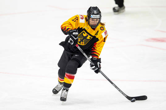Anna Fiegert #12, GER