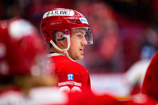 Timrås Hampus Larsson