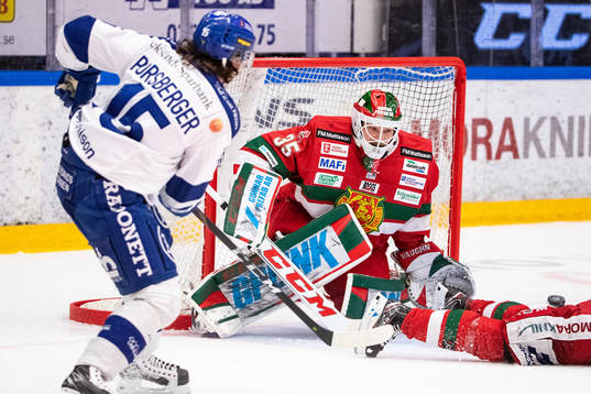 Moras målvakt Christian Engstrand och Leksands Johan