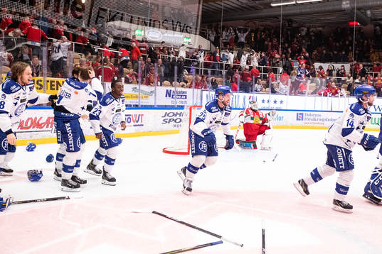 Leksands spelarna jublar