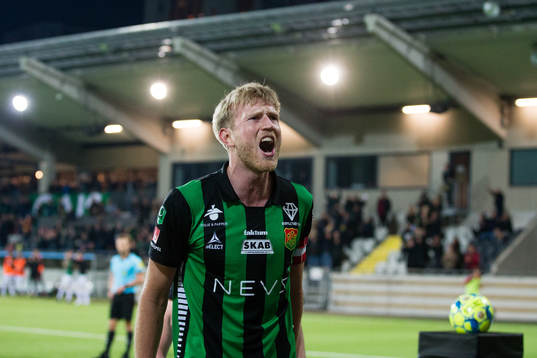 GAIS Carl Elfgren Nyström jublar