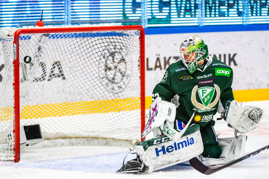 Djurgårdens Axel Jonsson Fjällby (ej i bild) gör 4-2