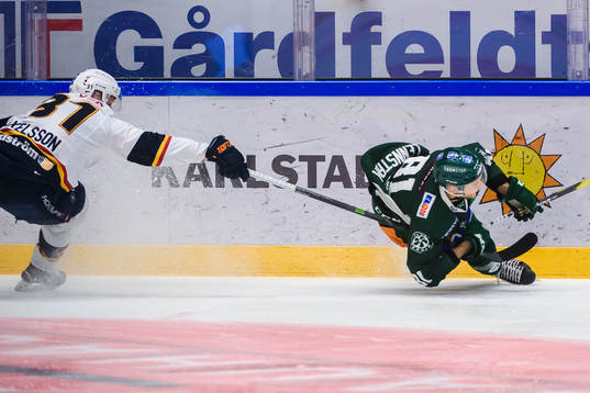 Djurgårdens Dick Axelsson och Färjestads Theodor