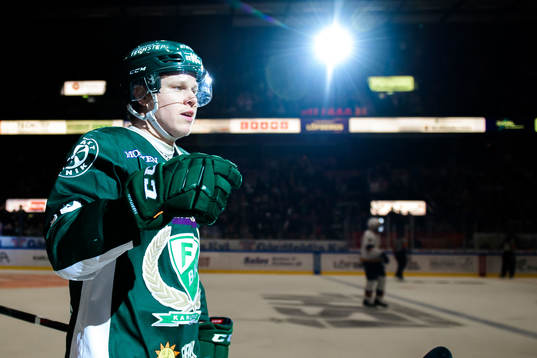 Färjestads Daniel Viksten jublar