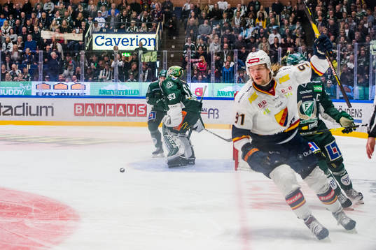 Djurgårdens Axel Jonsson Fjällby jublar