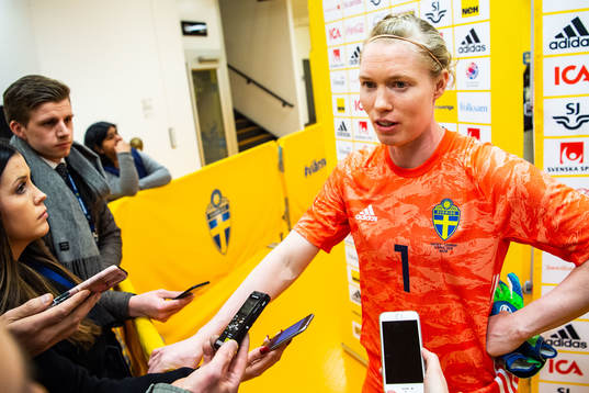 goalkeeper Hedvig Lindahl of Sweden