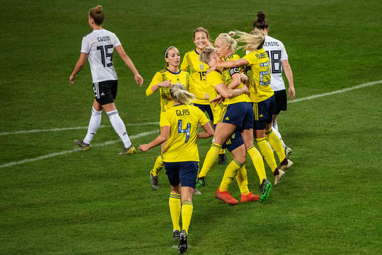 Caroline Seger, Kosovare Asllani, Anna Anvegård, Nilla