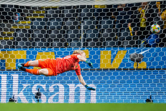 Linda Dallmann of Germany (not pictured) scores 0-2 behind