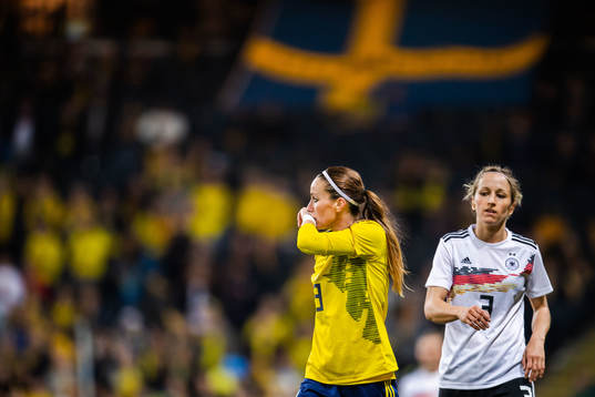 Kosovare Asllani of Sweden and Kathrin Hendrich of Germany