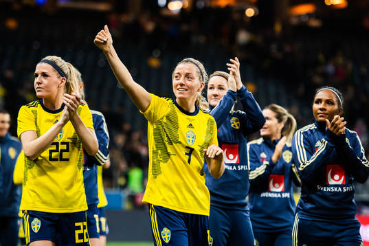 Olivia Schough and Jonna Andersson of Sweden thanks the