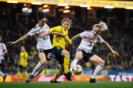 Sara Doorsoun and Kathrin Hendrich of Germany in action