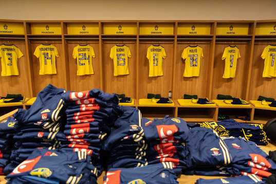 Jerseys of Linda Sembrant, Hanna Folkesson, Julia Zigiotti