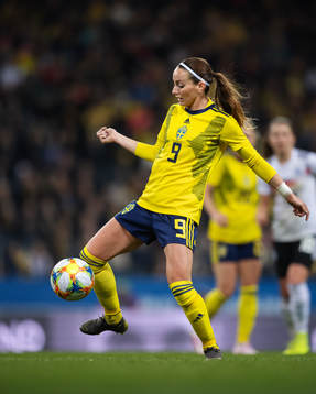 Kosovare Asllani of Sweden